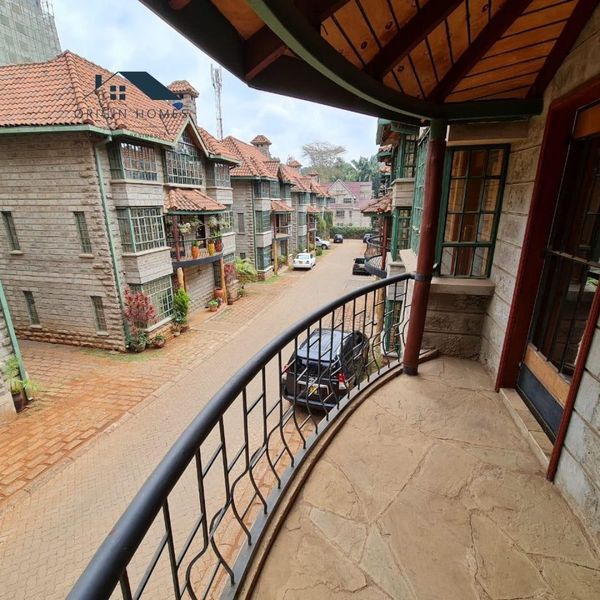 Rustic 5 Bedroom Townhouse Plus dsq For Sale in Kileleshwa