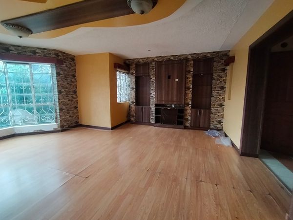 spacious 2 bedroom apartment to let madaraka