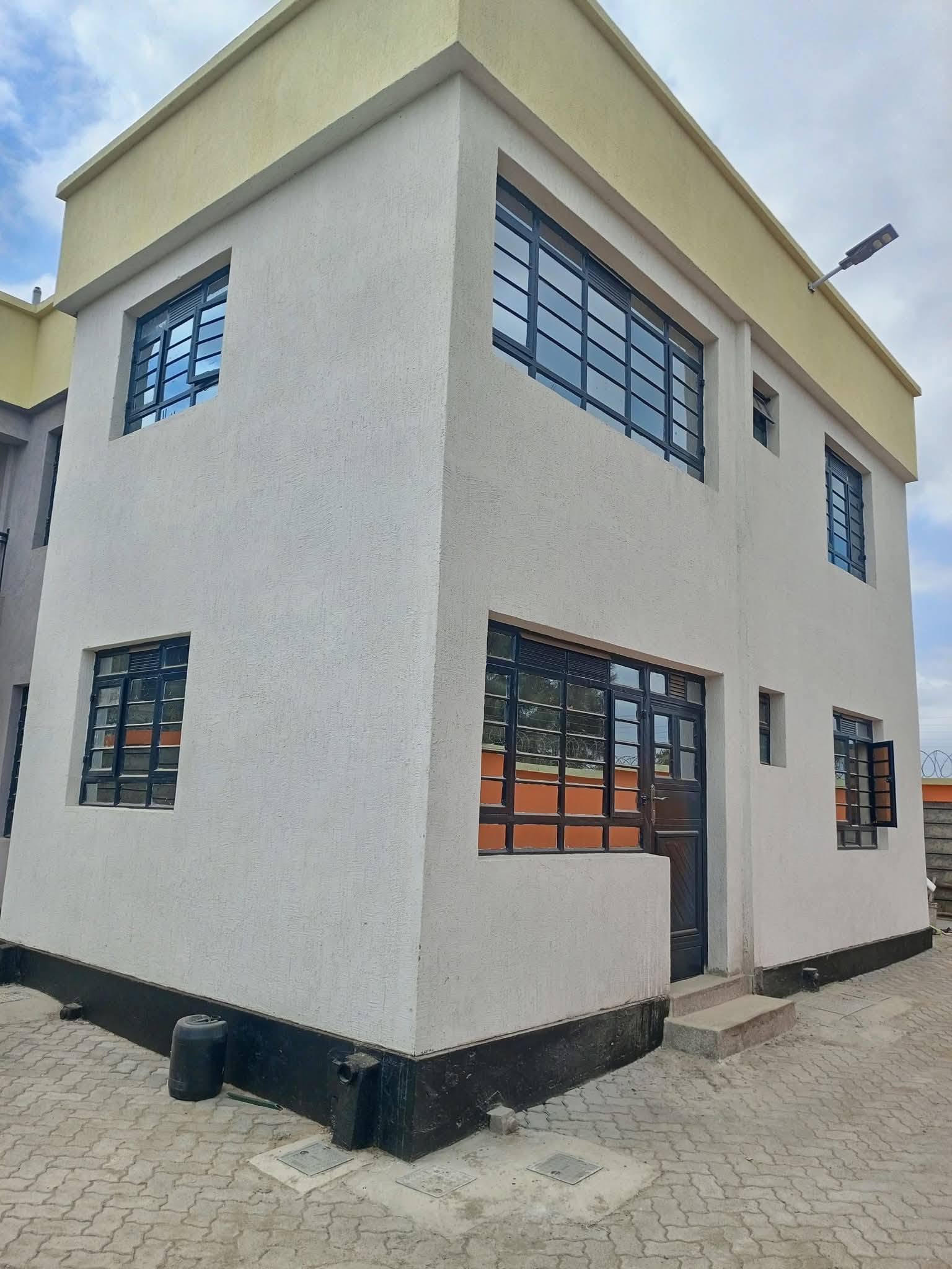 Spacious 2 Bedroom Master En-suite Apartment For Rent in Syokimau, Katani Image