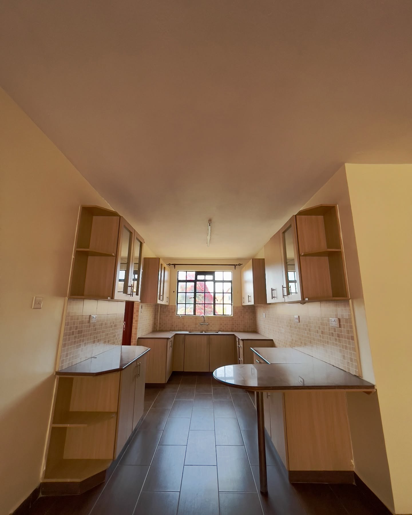 Spacious 2bedroom plus Dsq apartment for rent in Lavington Image