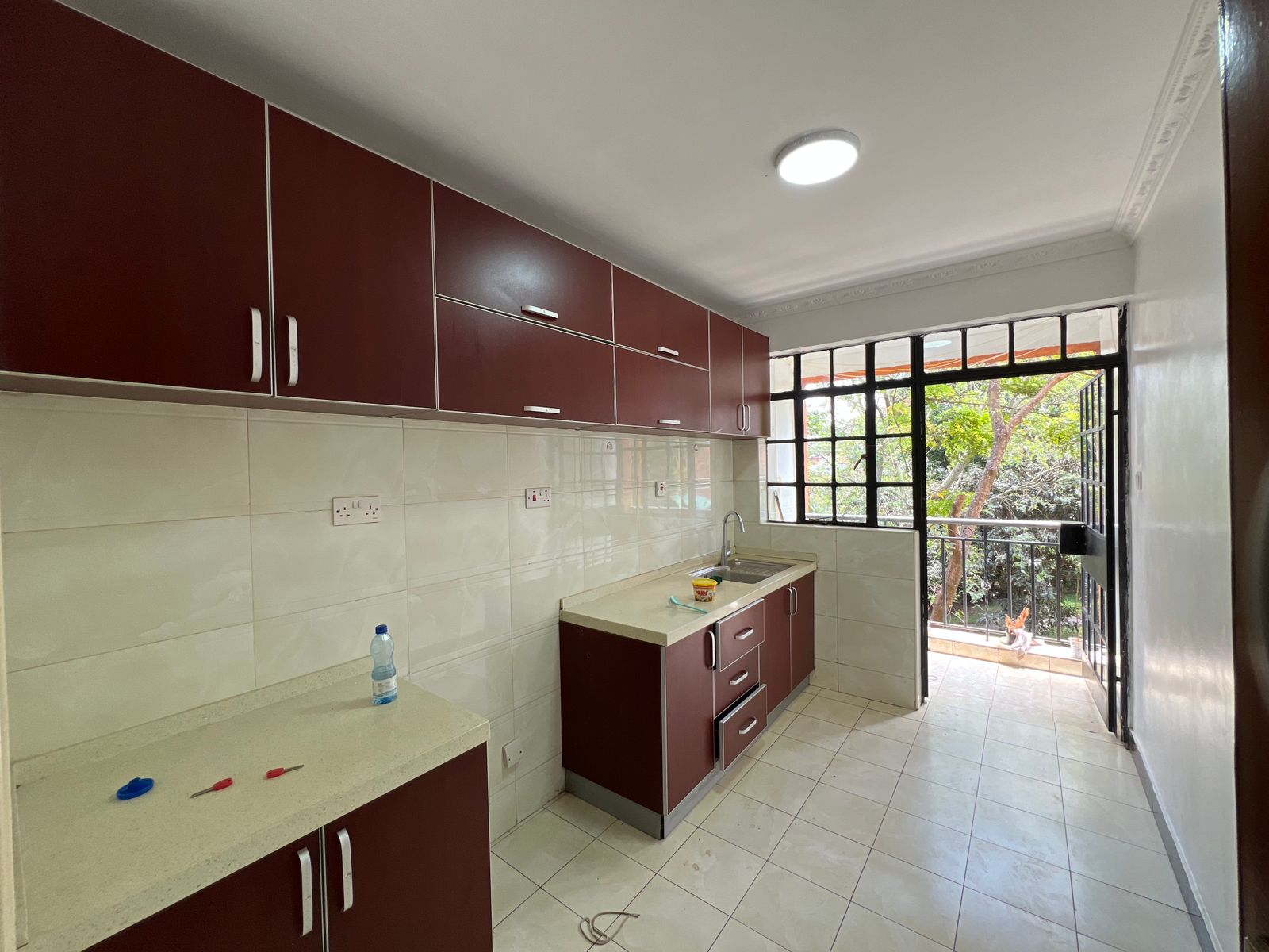 Spacious 3 bedroom apartment 3 washrooms for rent in Lavington
