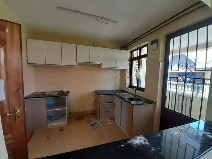 Spacious 3 bedroom apartment all ensuite for rent in syokimau Image