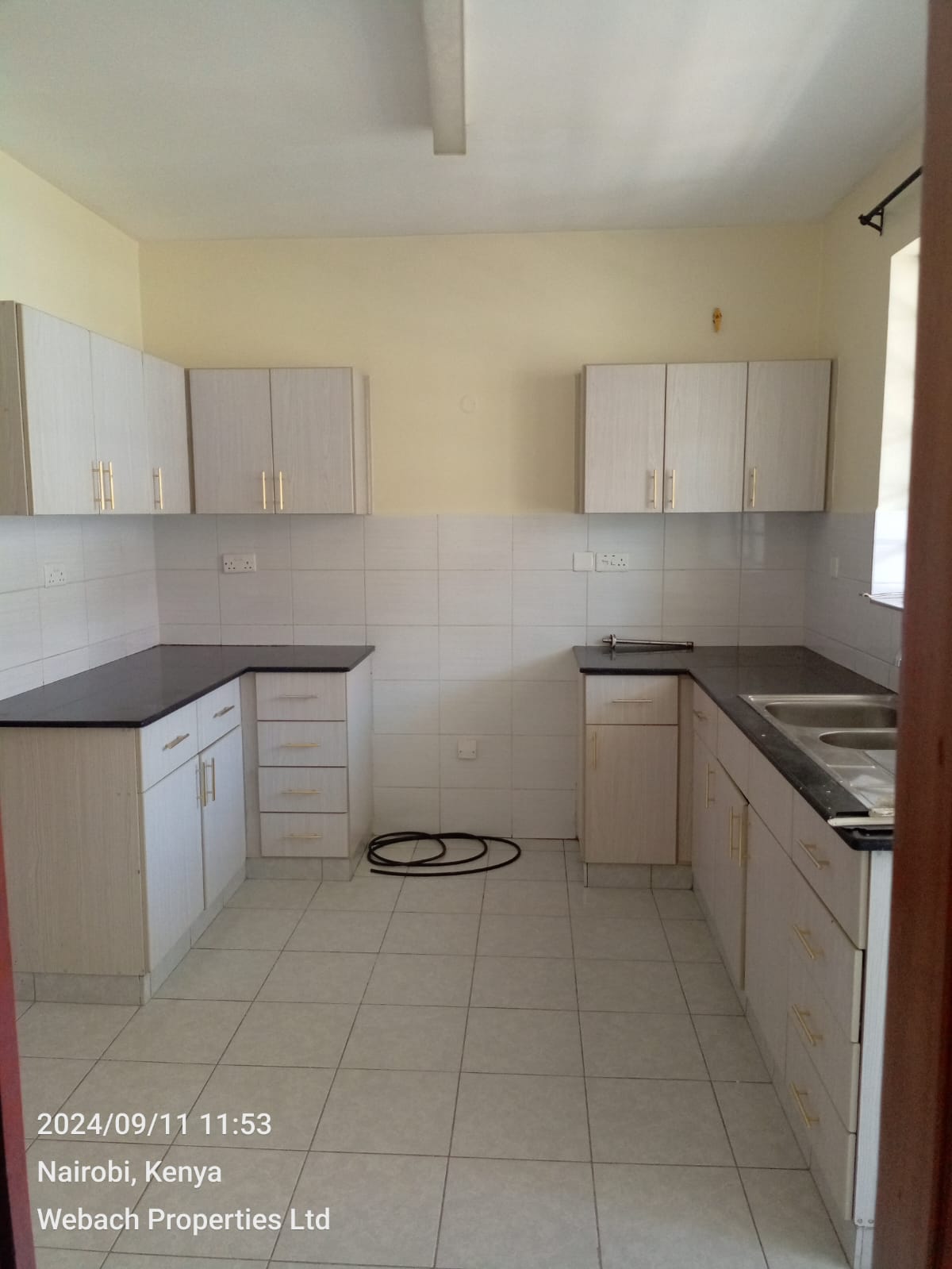 Spacious 3 Bedroom Apartment For Sale in Syokimau