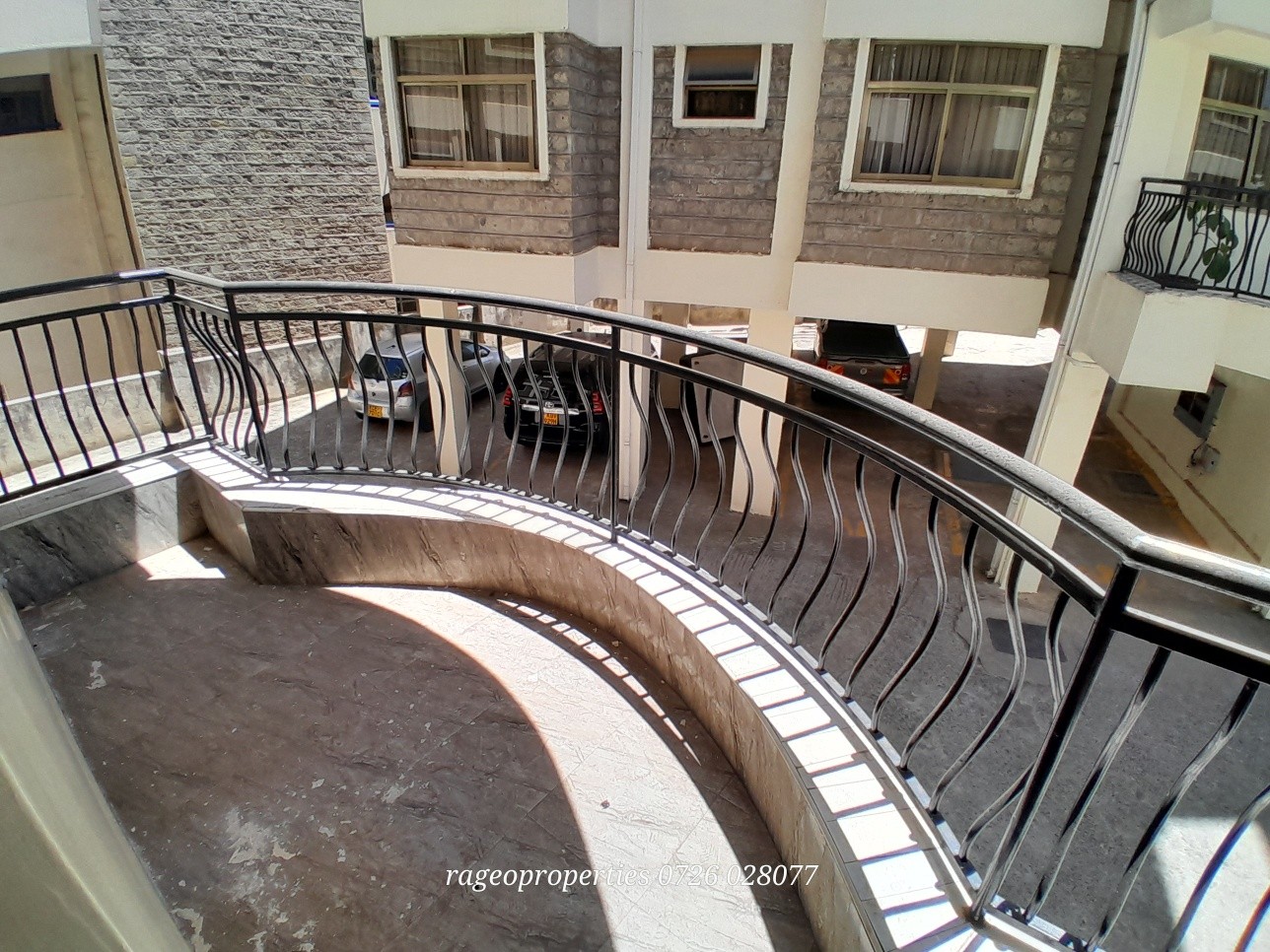 SPACIOUS 3 BEDROOM APARTMENT + SQ TO LET – KILIMANI / NGONG ROAD