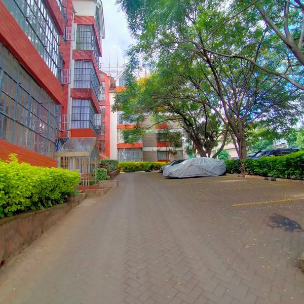 Spacious 3 bedroom apartment to let kilimani