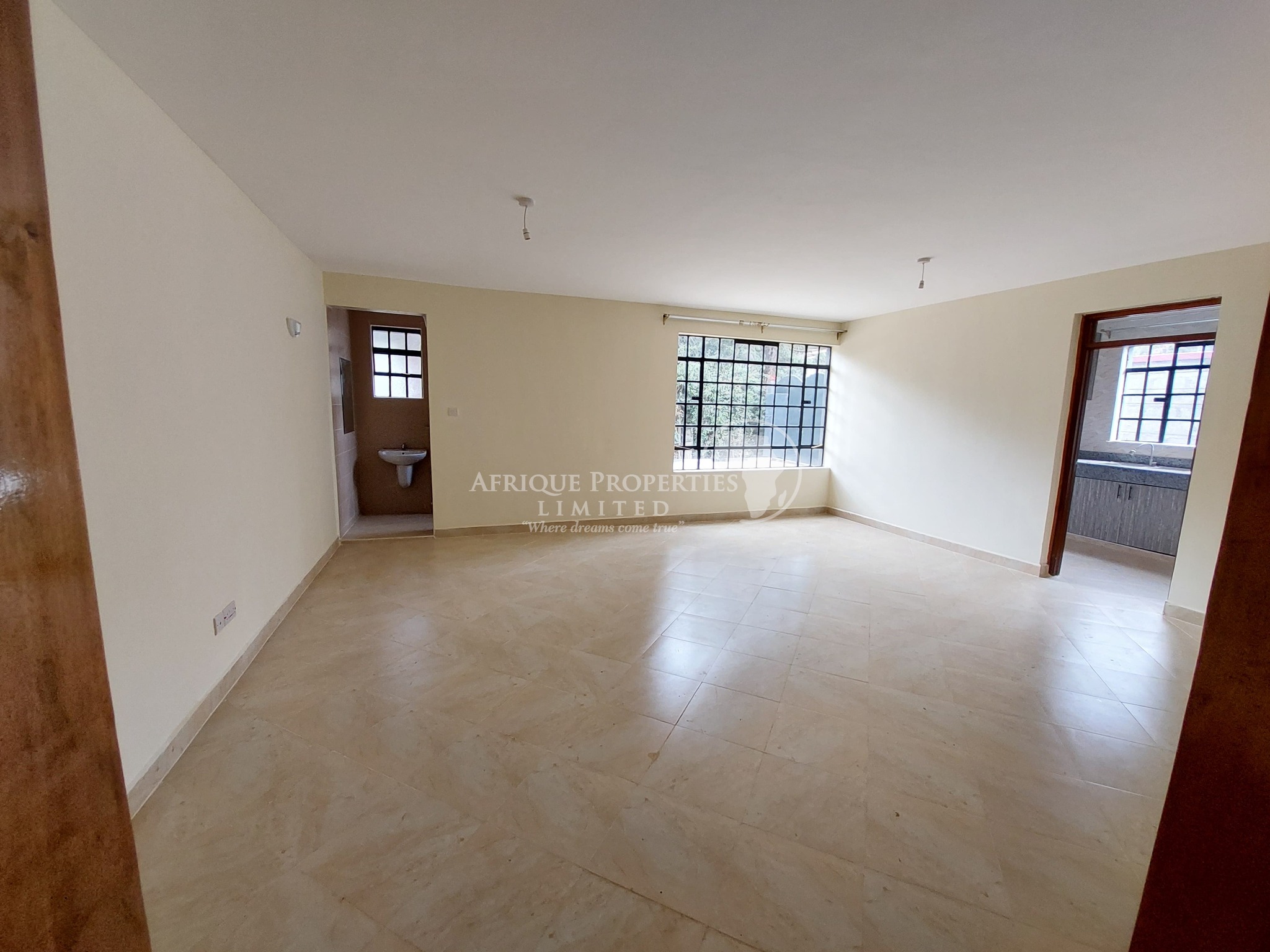 Spacious 3 Bedroom Maisonette For Rent in Thome Estate Image