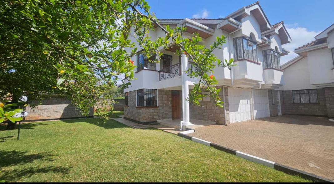 Spacious 3 bedroom maisonette to let in Runda