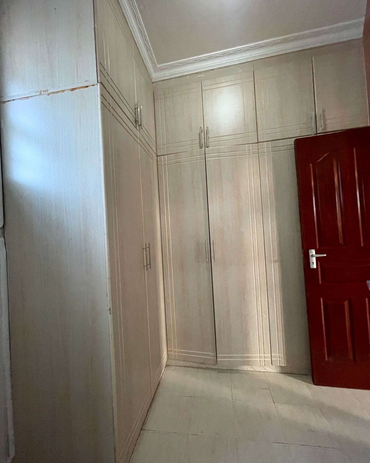 Spacious 3bedroom apartment plus Dsq to let in Kileleshwa Image