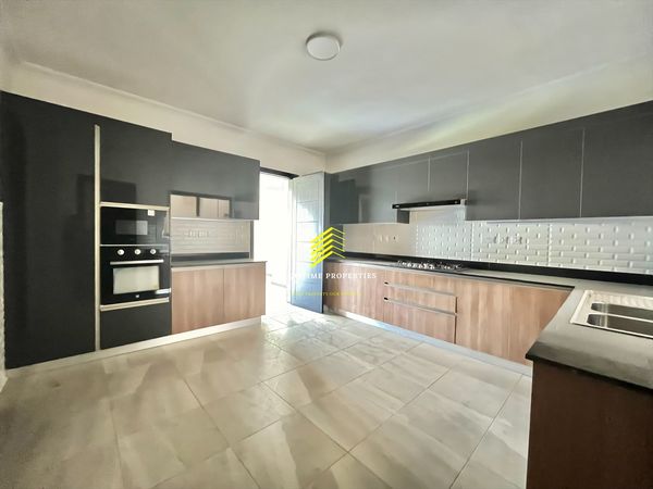 Spacious 4 bedroom Apartment All en-suite + Dsq for sale or rentin Kileleshwa