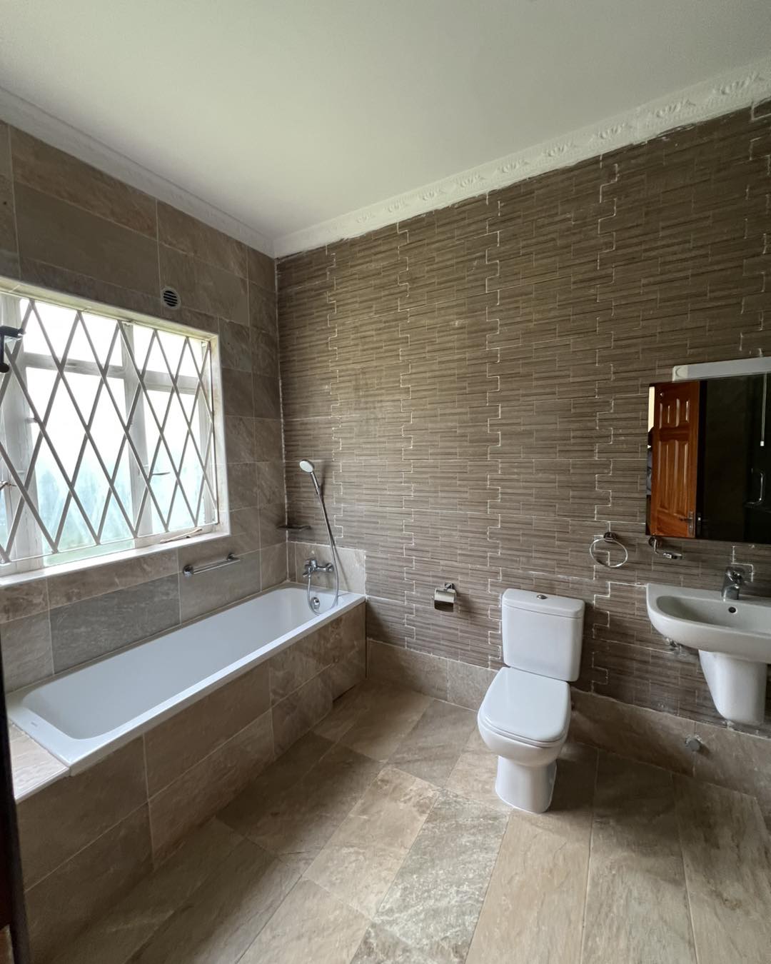 Spacious 4-Bedroom + DSQ Townhouse To Let in Karen Bogani Image