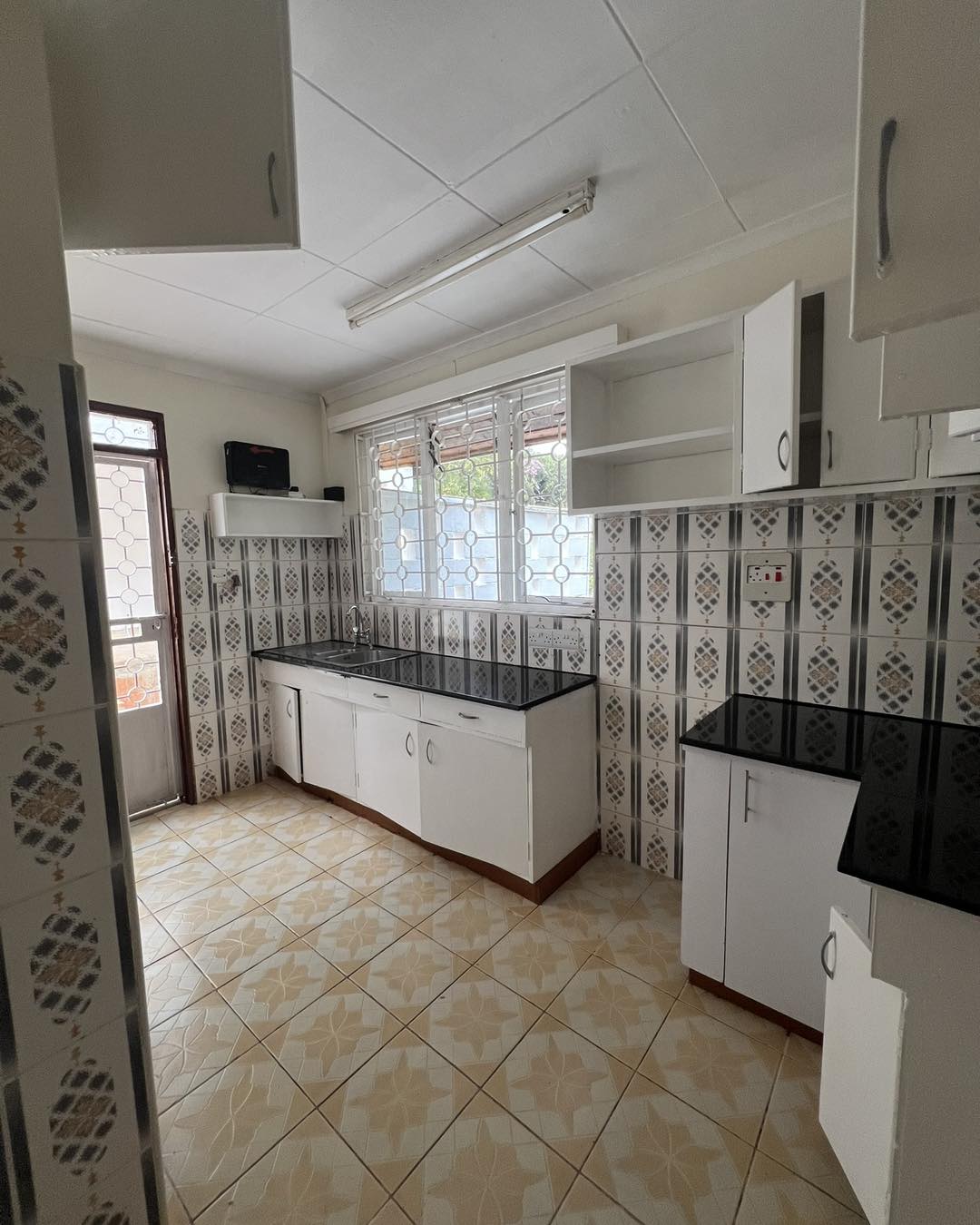 Spacious 4-Bedroom + DSQ Villa | Private Compound To Let in Kyuna Image