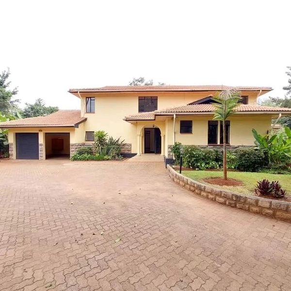 Spacious 4 bedroom mansion for sale in Runda