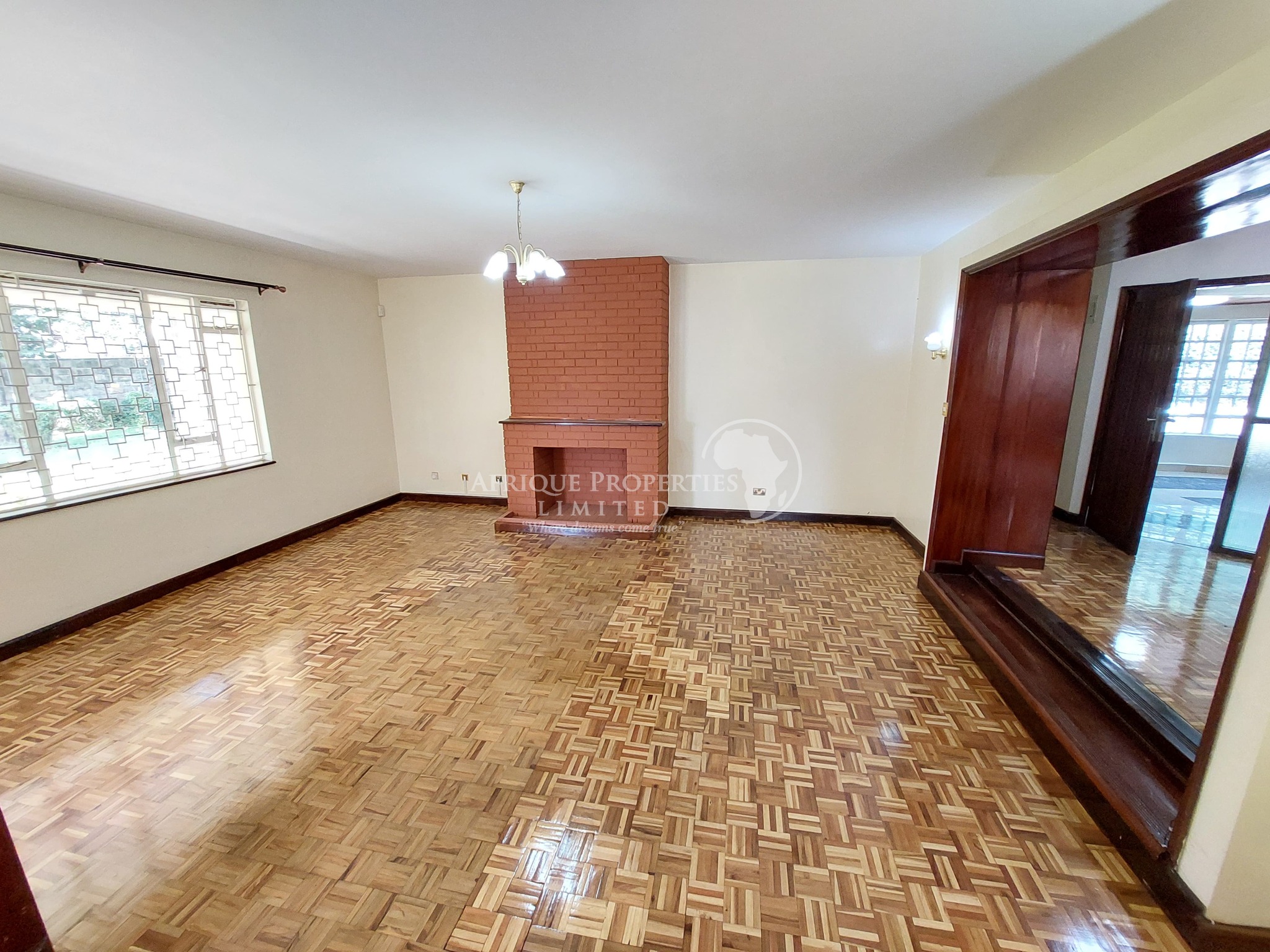 Spacious 4 Bedroom Maisonette For Rent in Runda Image