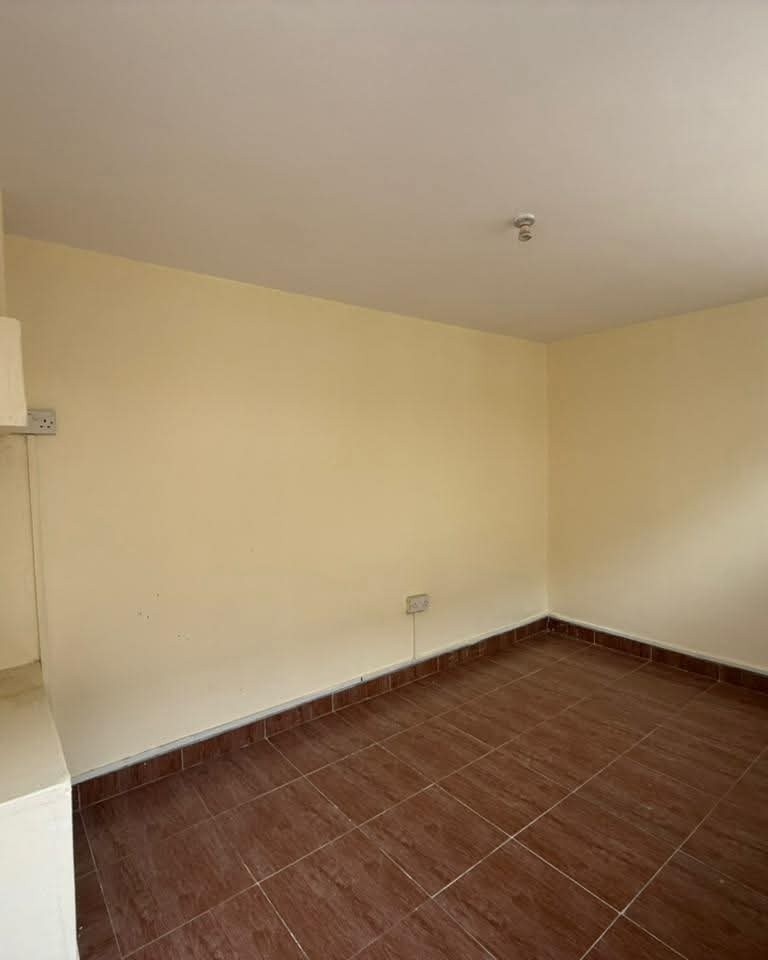 SPACIOUS 4-BEDROOM MAISONETTE WITH DSQ TO LET IN SOUTH B Image