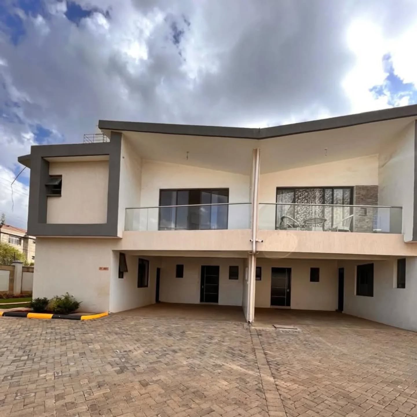 Spacious 4 Bedroom plus dsq Townhouses for Sale in Syokimau