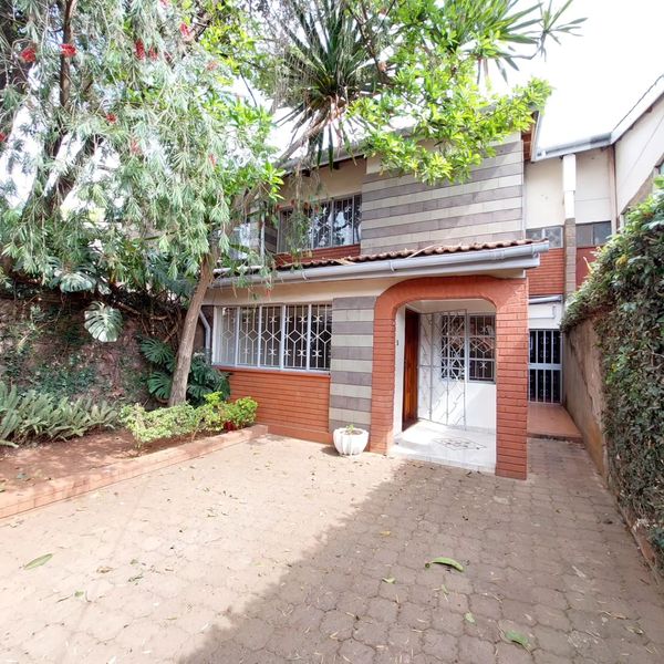 Spacious 4 bedroom Townhouse to let in Lavington