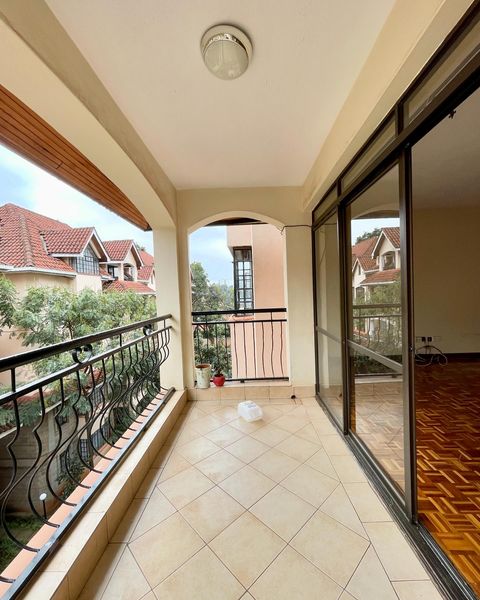 Spacious 4bedroom duplex plus Dsq to let in Kilimani