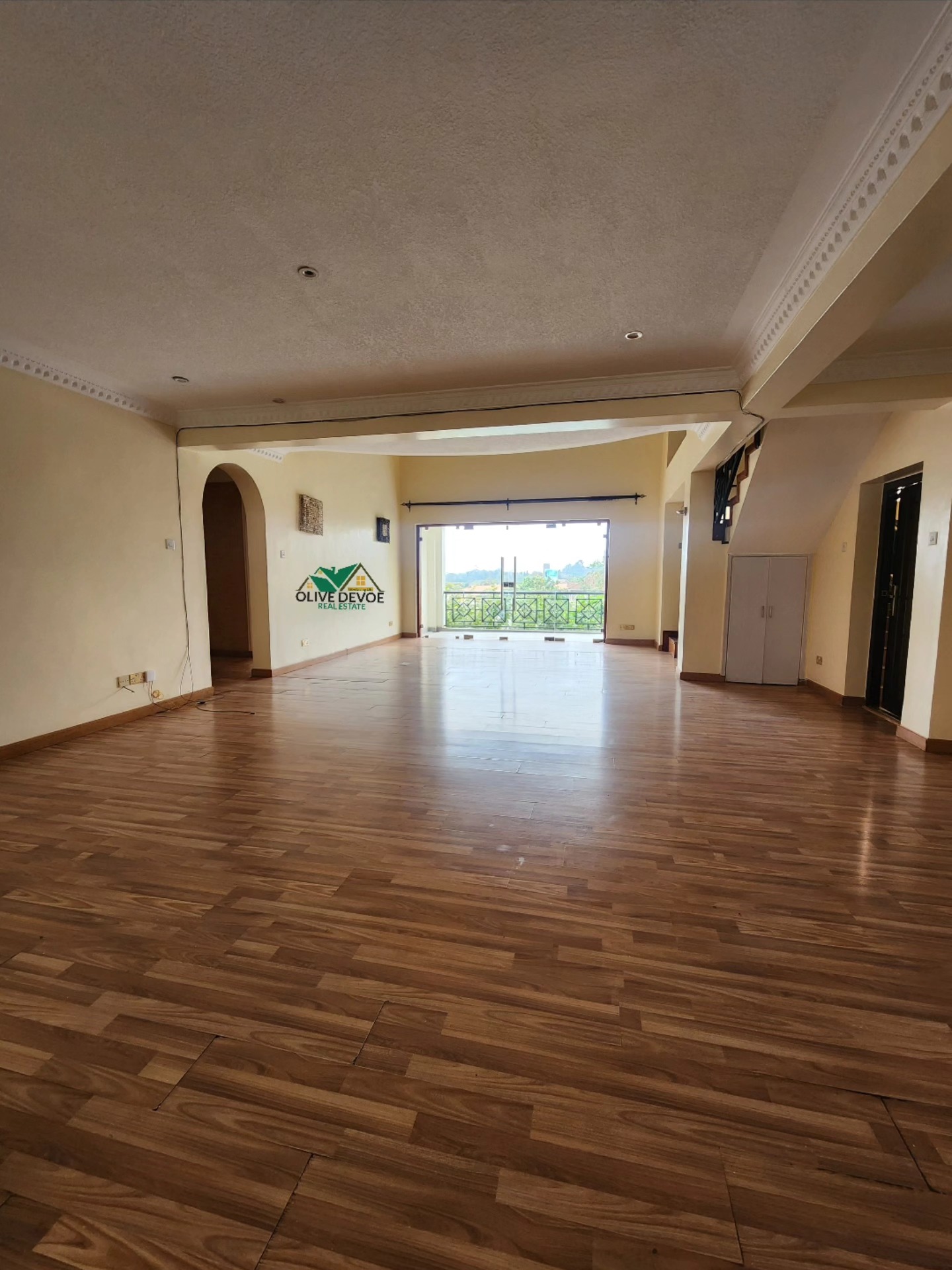 Spacious 5 bedroom duplex apartment for rent in Kileleshwa Image