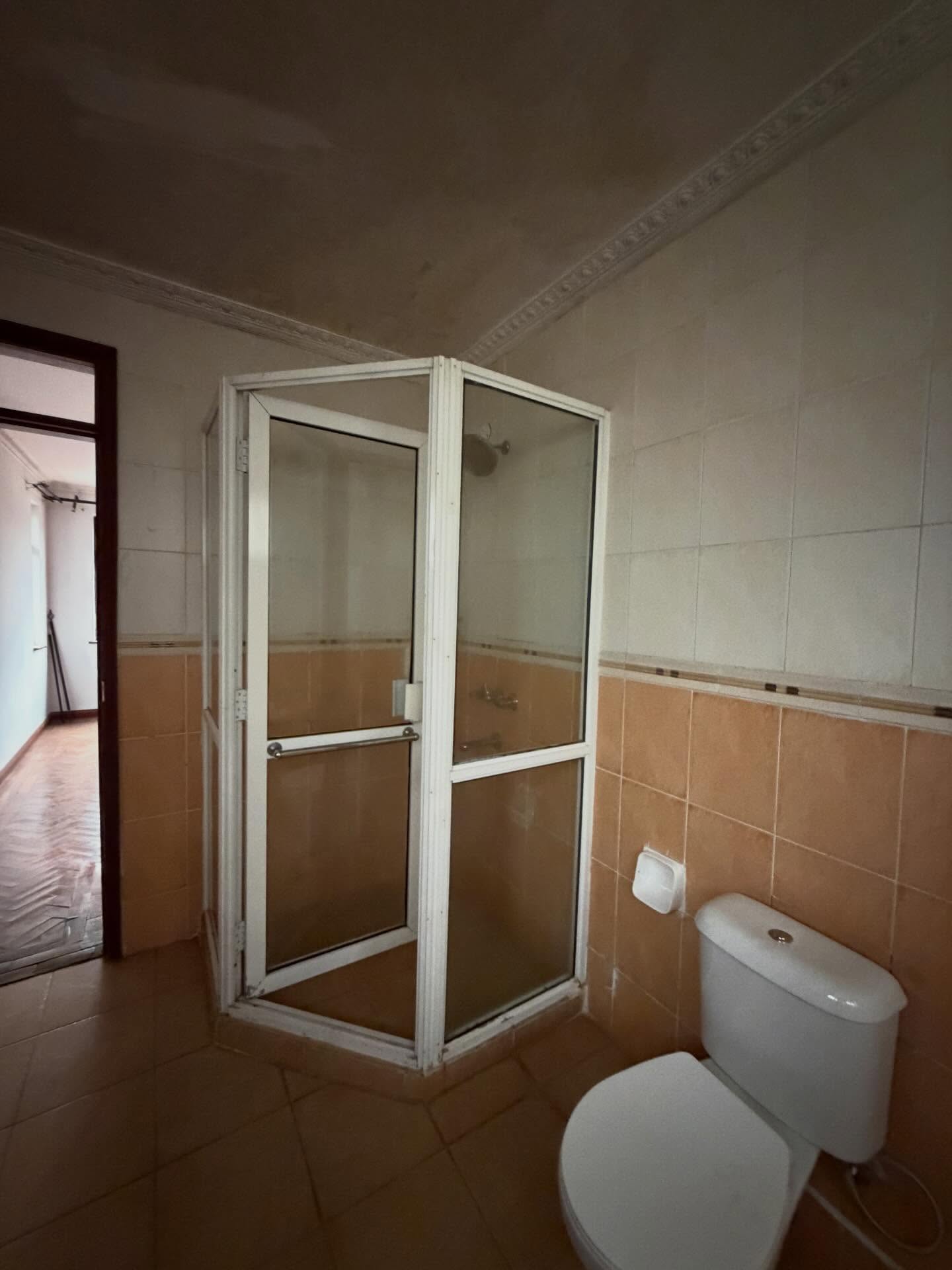 Spacious and modern 3-bedroom apartments to let in Milimani (Off State House Road) Image