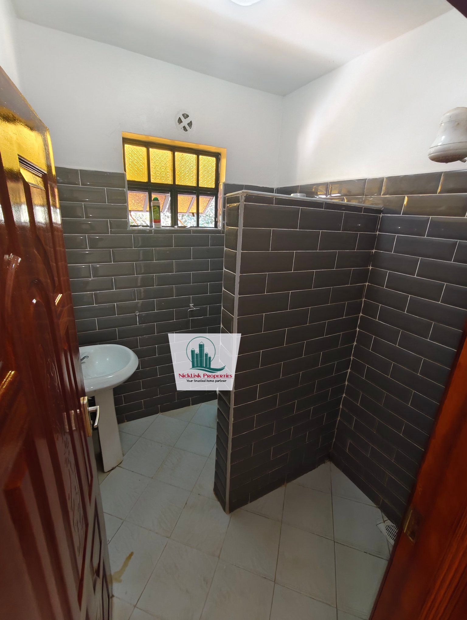 Spacious and modern 4 Bedroom Villa +DSQ available to let in Kibiko Ngong Image