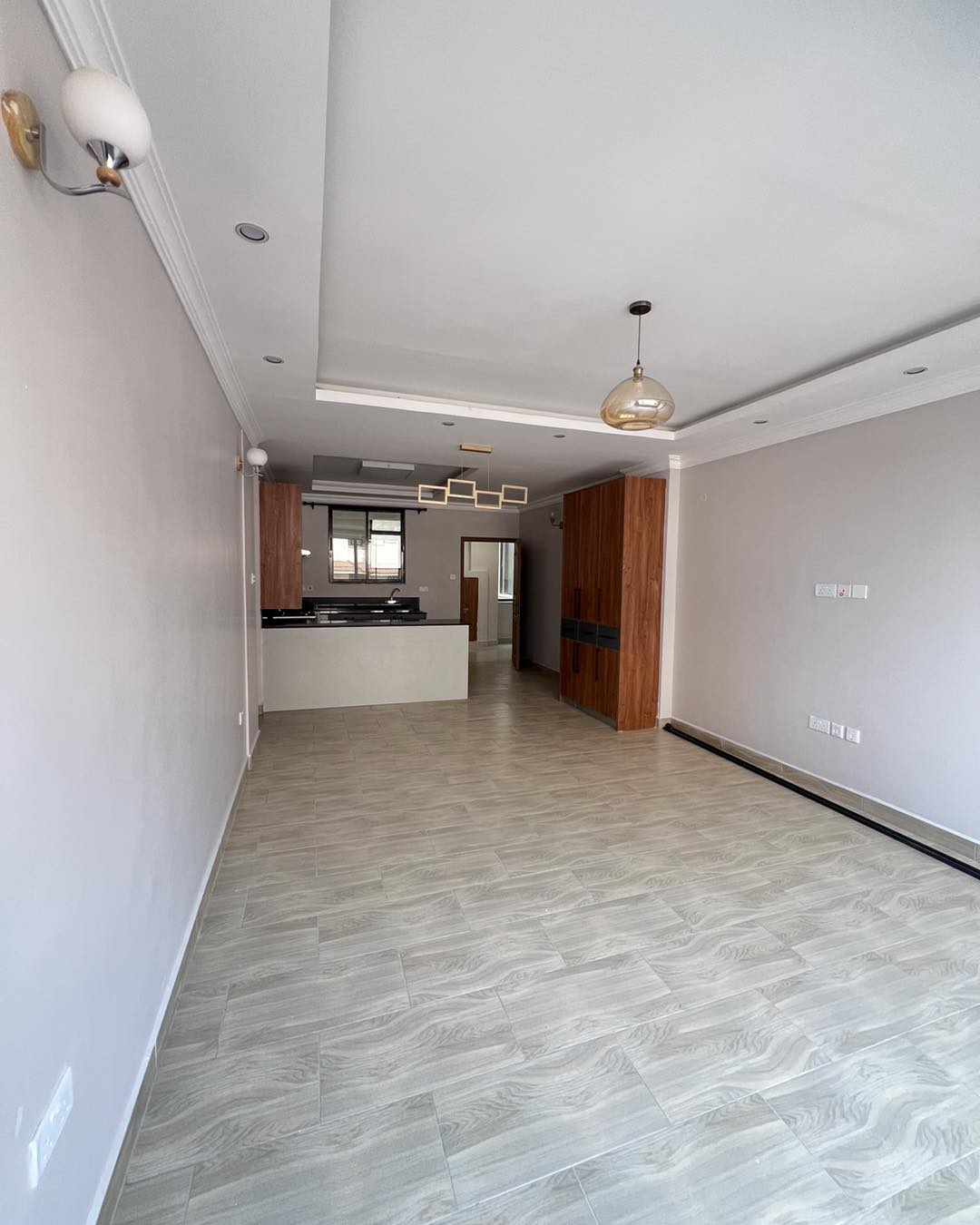 Spacious modern 1 bedroom apartment to let in Westlands