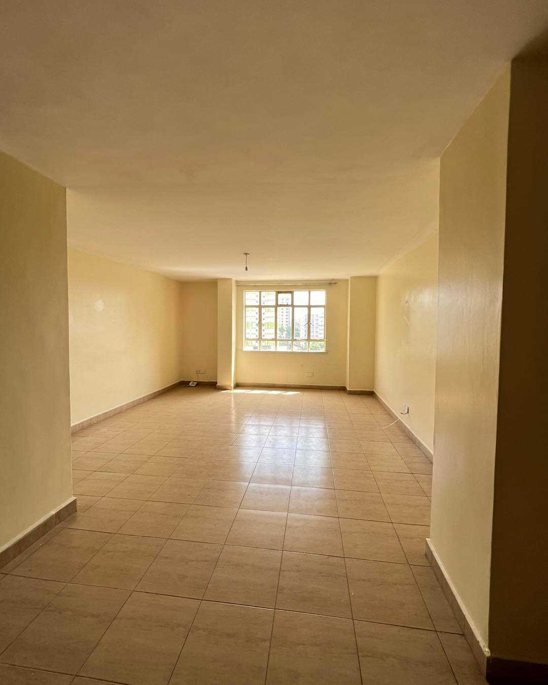 Spacious modern 2 bedroom apartment to let along Naivasha Road