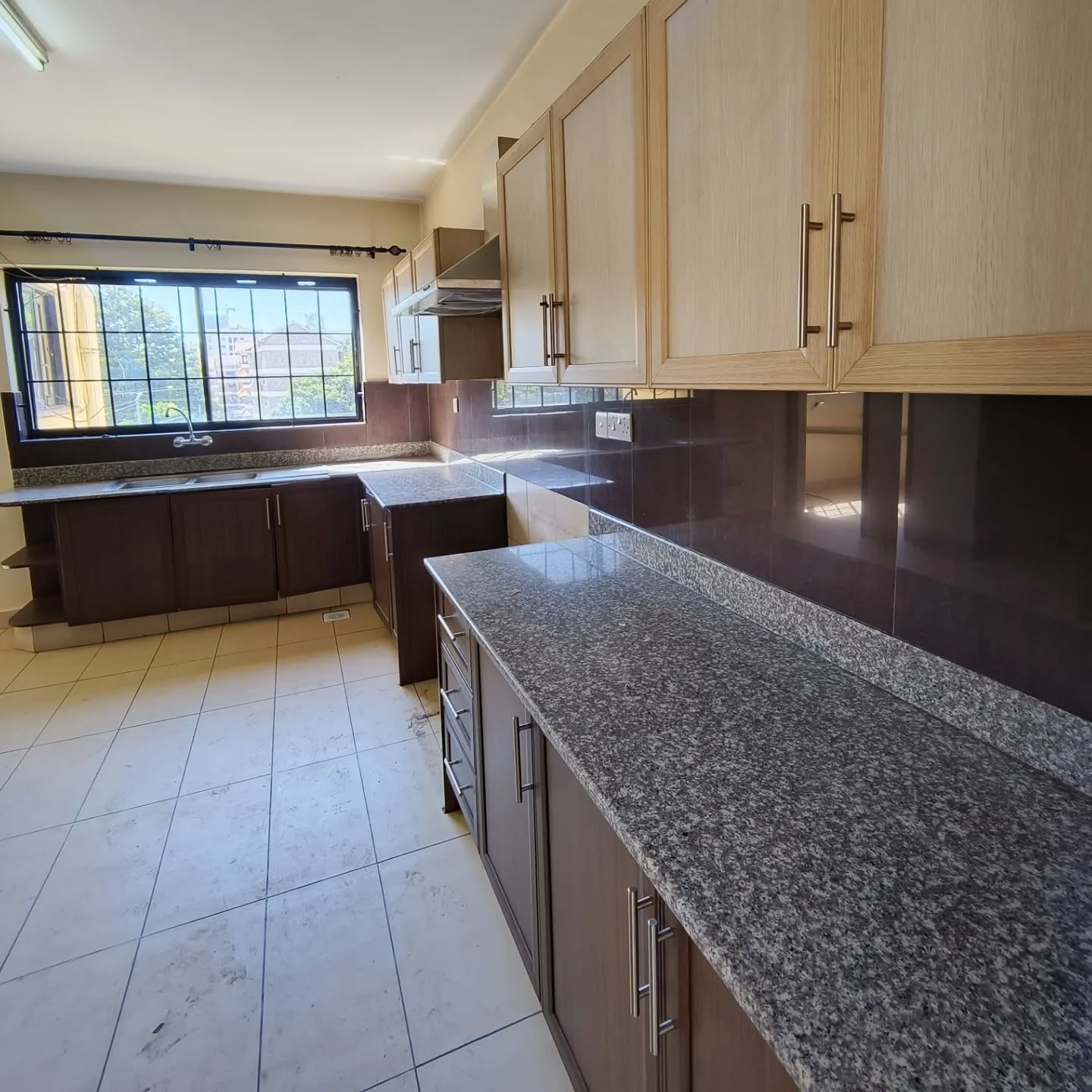 Spacious & Modern 3-Bedroom Apartment + DSQ for Rent or Sale in Westlands Image