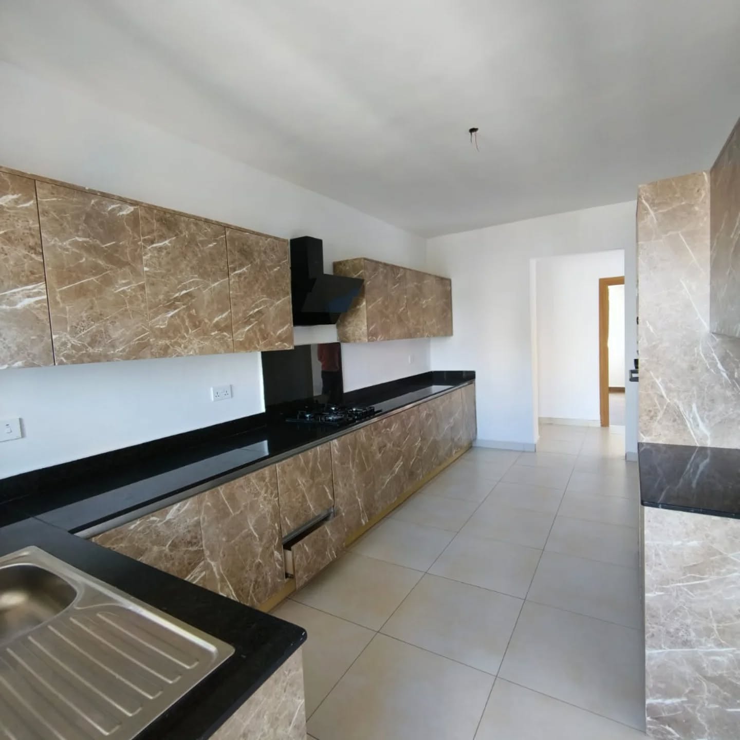 Spacious Modern 3 Bedroom Apartment To Let in Westlands Image