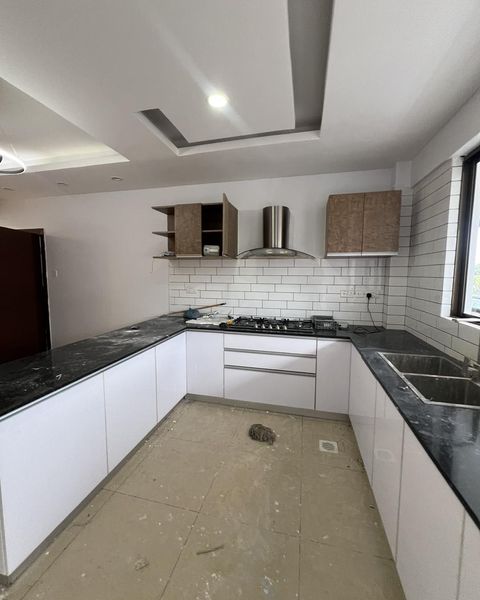 Spacious modern 4 bedroom plus dsq apartment to let in lavington