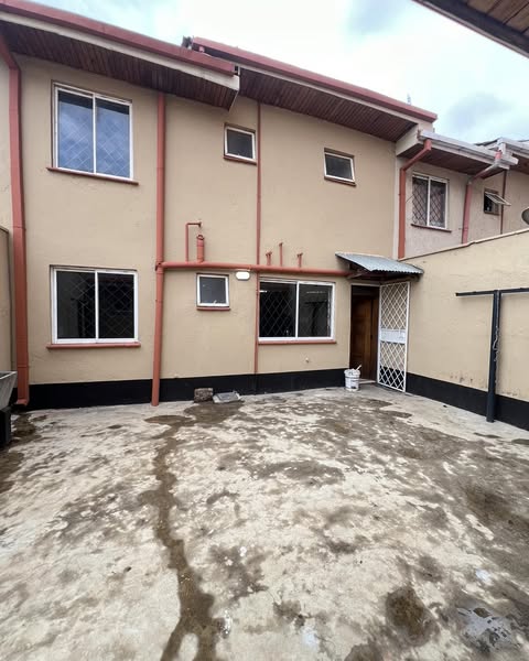 Spacious modern 4 bedroom plus Dsq maisonette to let in kileleshwa