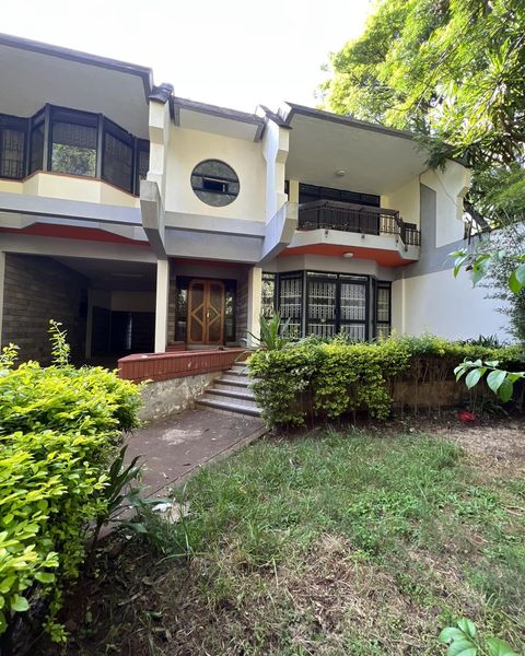 Spacious modern 5 bedroom plus dsq townhouse to let in lavington