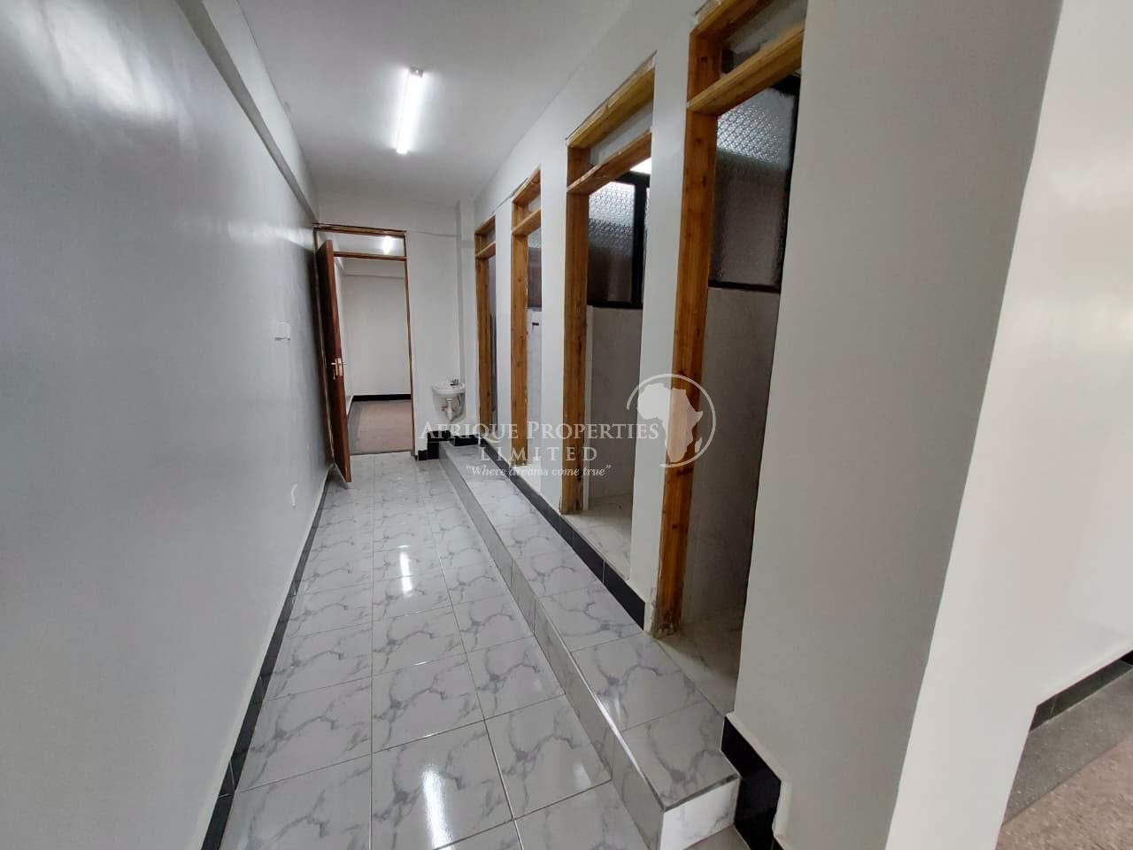 spacious office spaces to let in membly Image