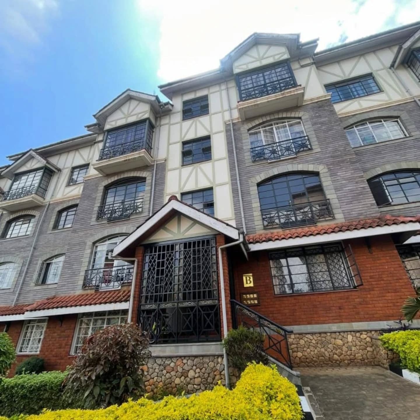 Spacious & Well-Maintained 3 & 4 Bedroom Apartments To Let in Riverside