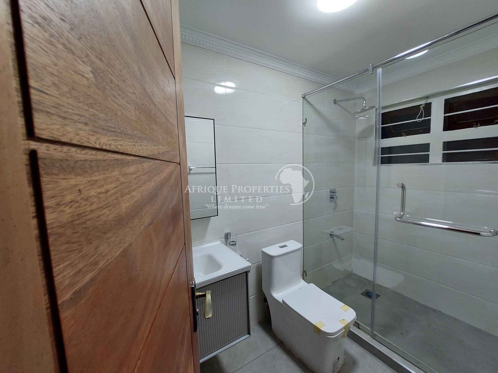 Spectacular Modern 5 Bedroom Maisonette For Sale on Kiambu Road Image