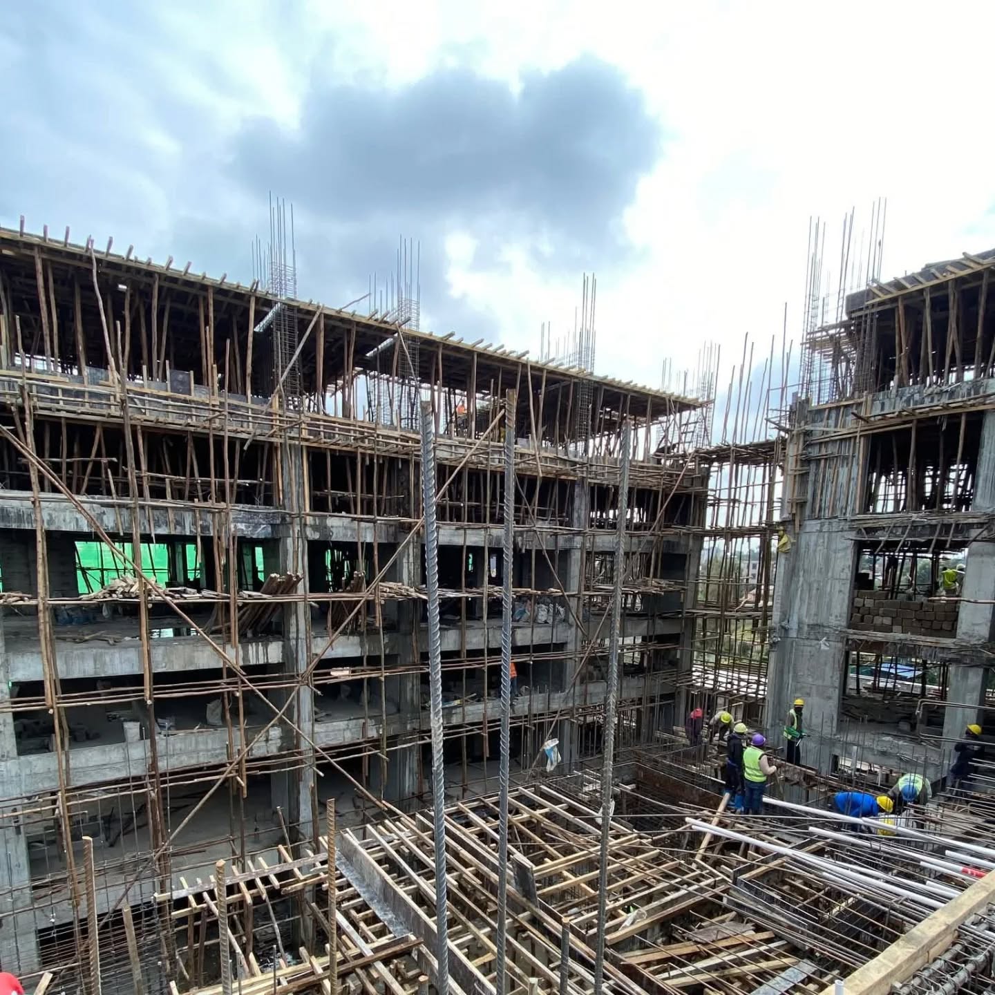 Studio,1,2 and 3 Bedroom Apartments For Sale In Thome,Thika Road Image