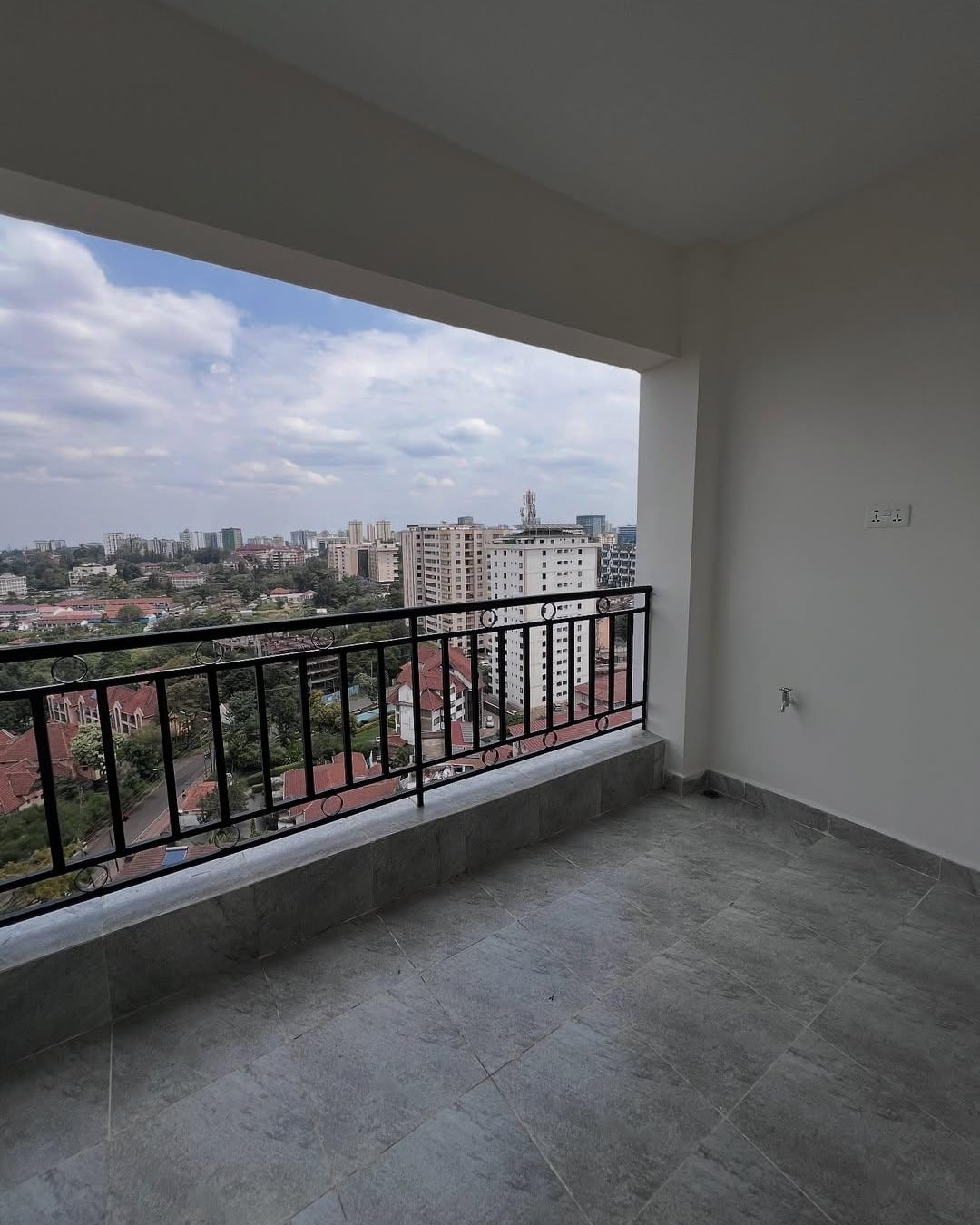 Stunning 1-Bedroom Apartment with Breathtaking Views To Let in Kileleshwa Image