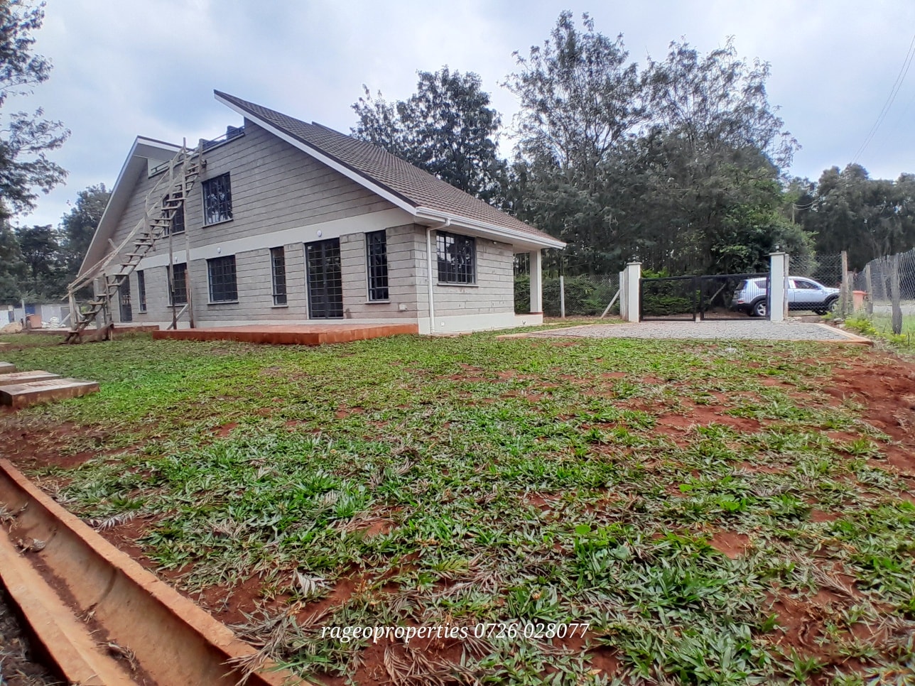 Stunning 2 bedroom duplex to let karen