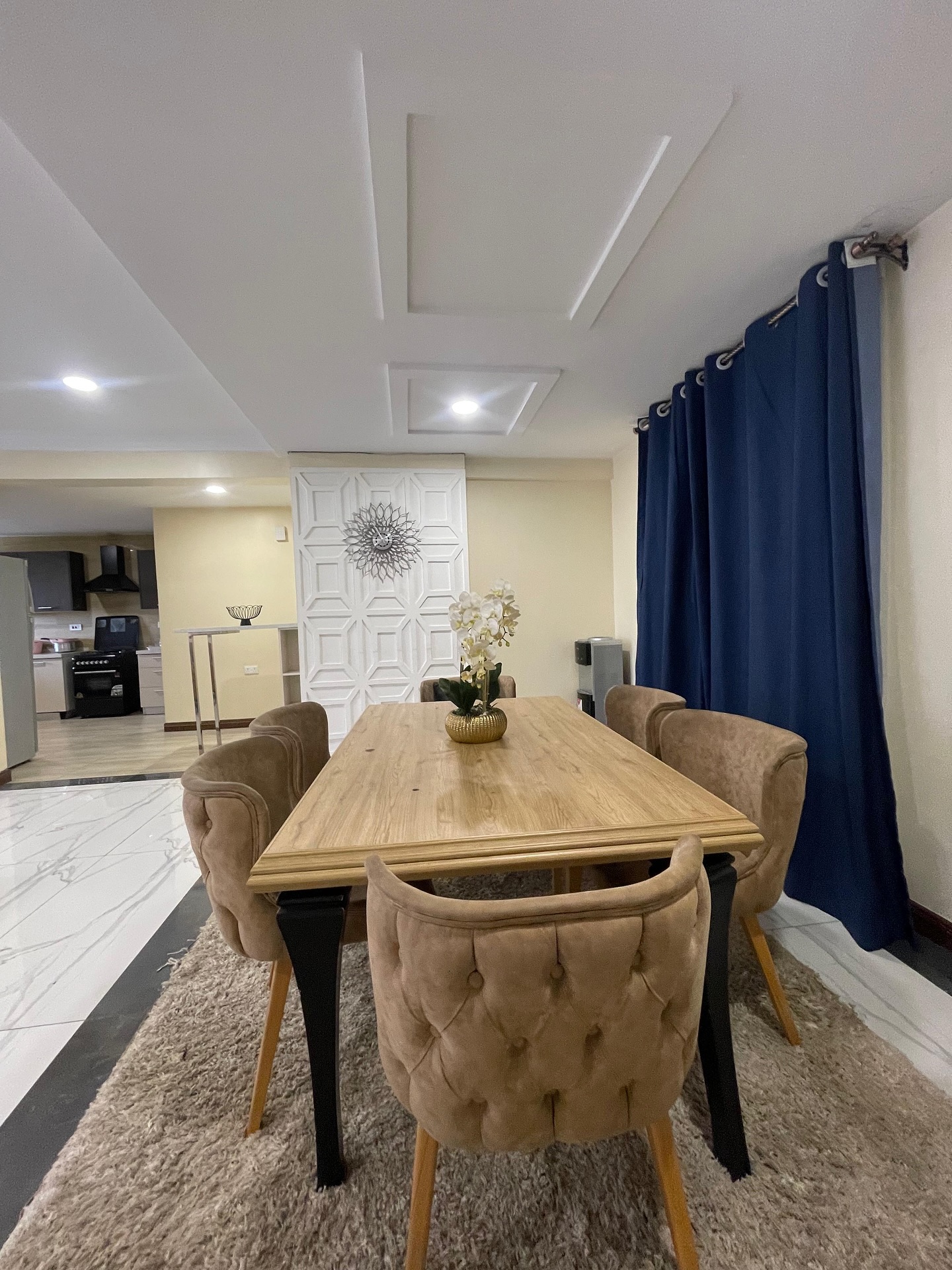 Stunning 4 Bedroom Apartment Plus DSQ For Rent in Kilimani