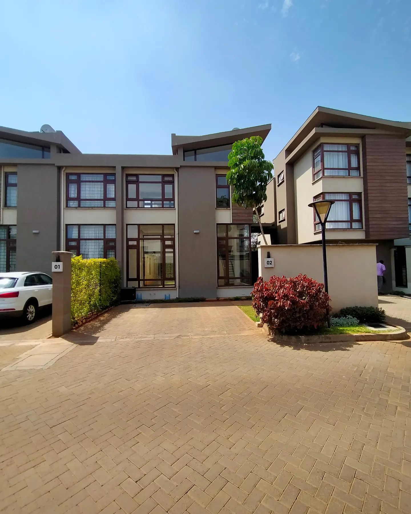 Stunning 4 bedroom maisonette plus sq for sale langata