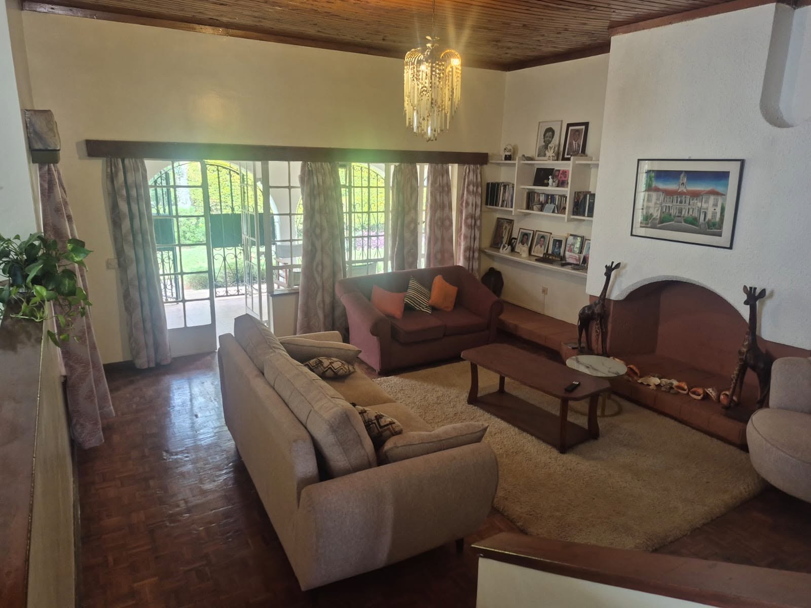 stunning 4 bedrooms bungalow to let in loresho Image