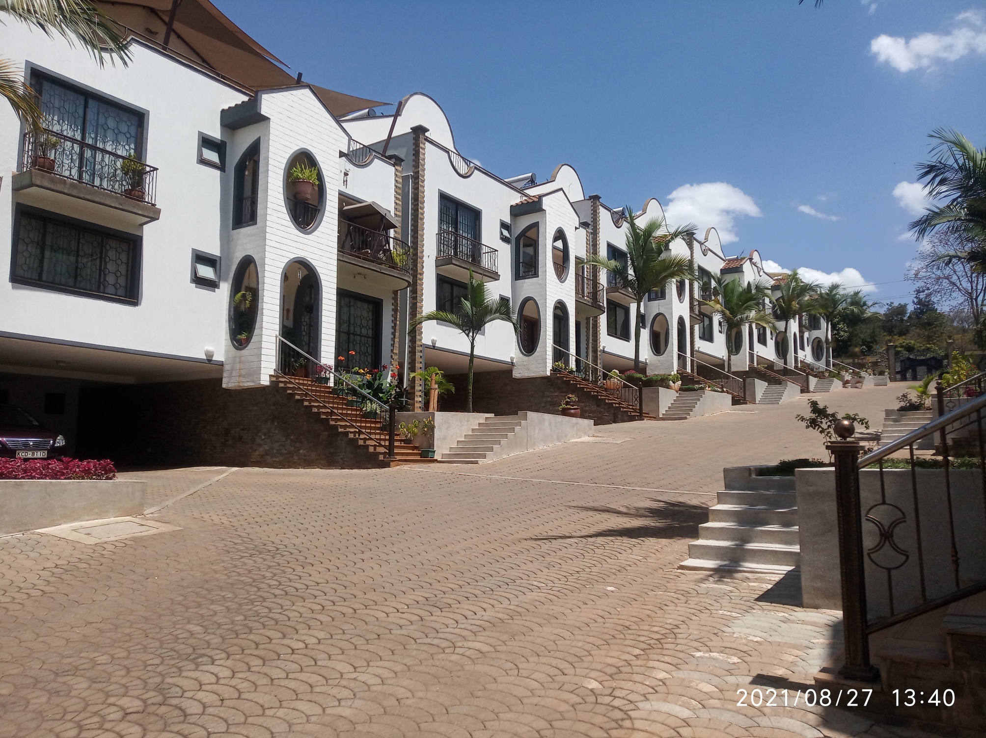 5 bedroom townhouse for sale or rent in SpringValley Westlands