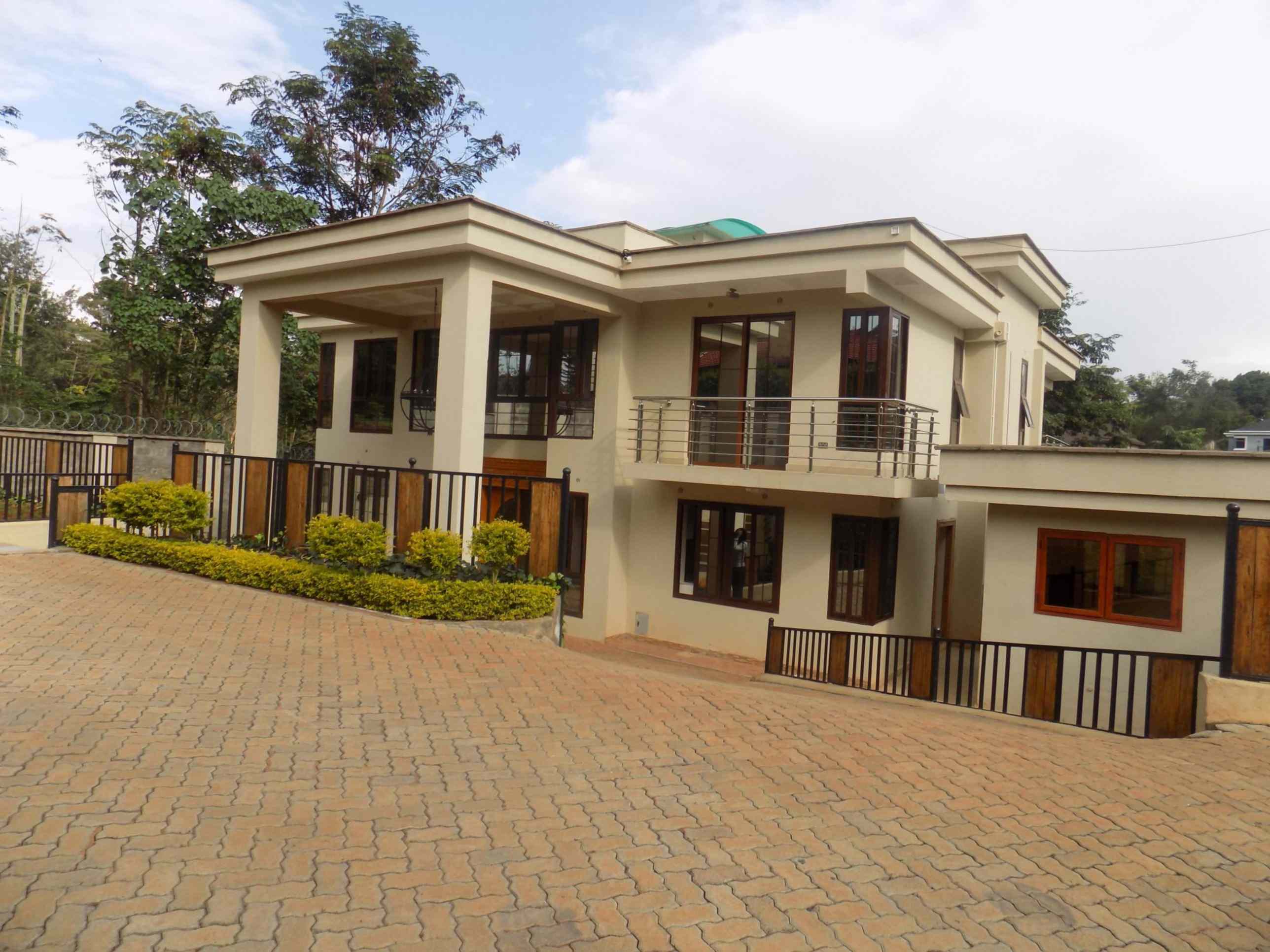 4 bedroom Townhouse for sale in Kitisuru