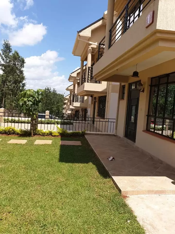 3 bedroom townhouses for sale in Thindigua Image