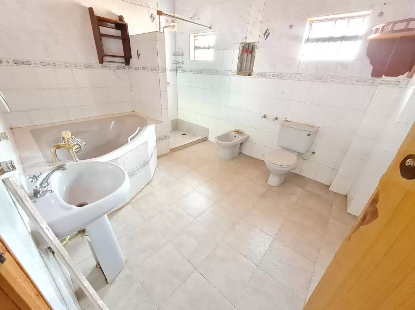 4 bedroom townhouse for office for rent in Westlands Image