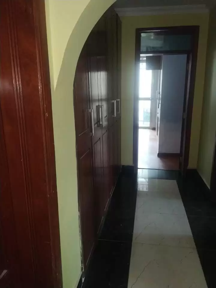 6 bedroom town house for rent in Lavington Image