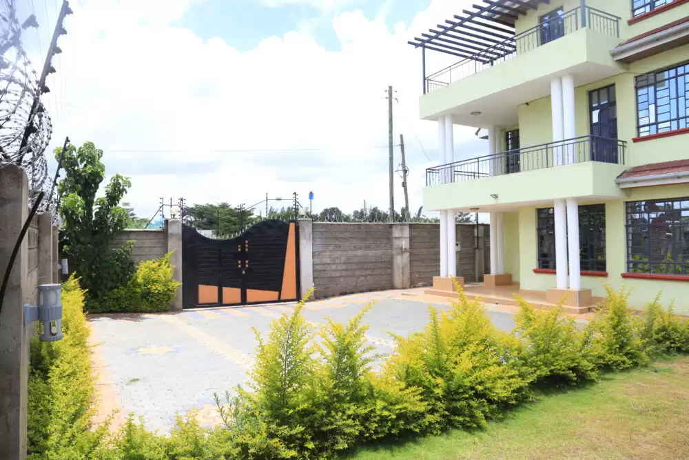 6 bedroom townhouse for rent in Ruiru eastern bypass Image