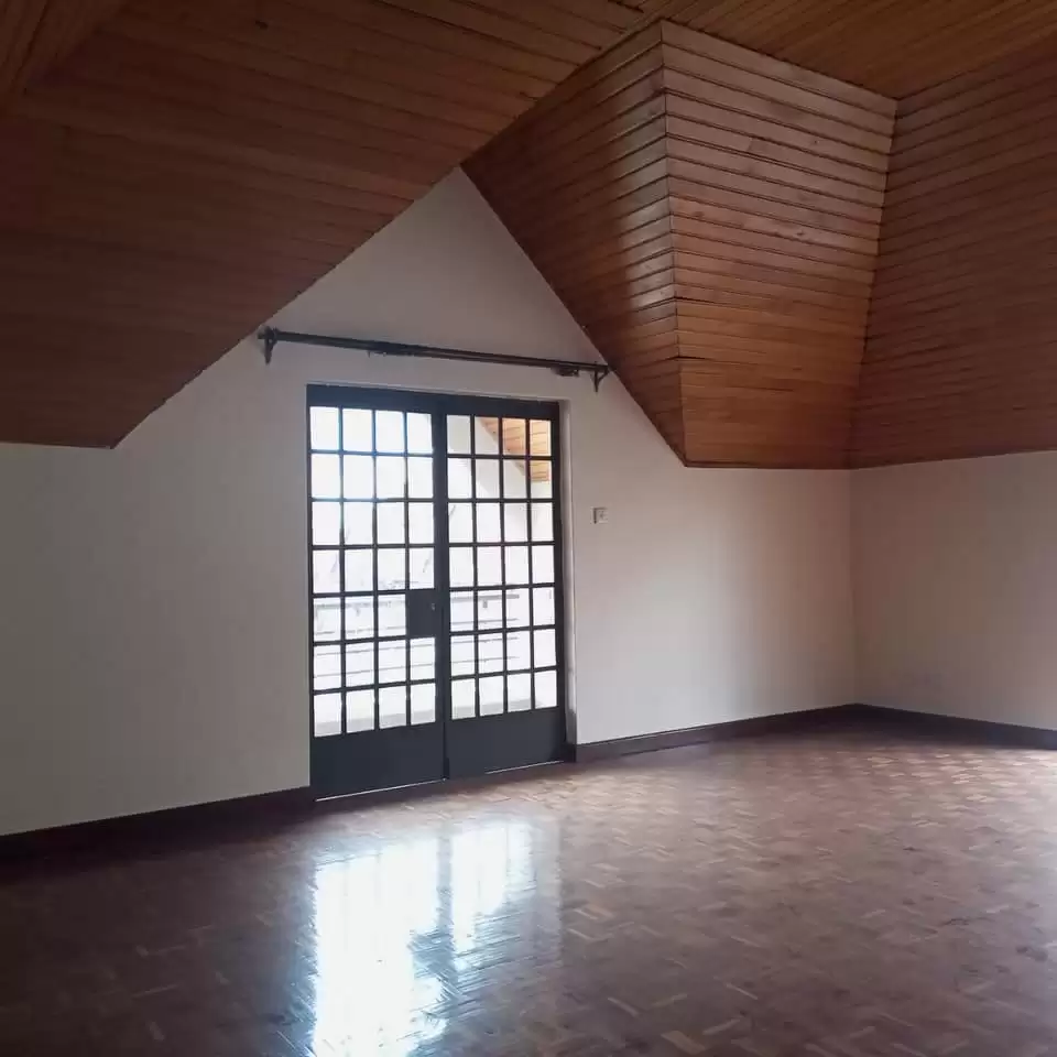 Town house for rent in Lavington Image