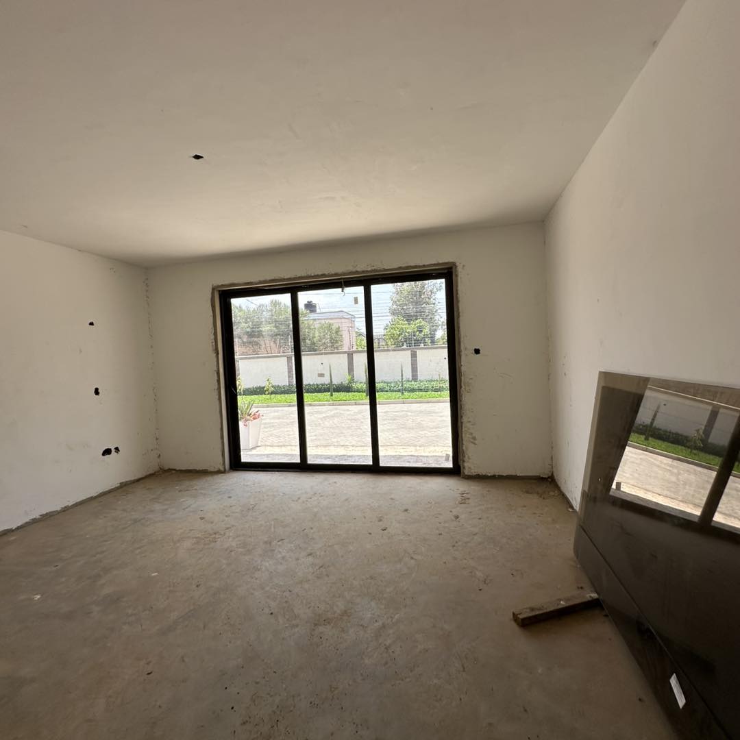 Ultra-Luxurious 5-Bedroom Maisonette + DSQ Estate For Sale in Karen Image