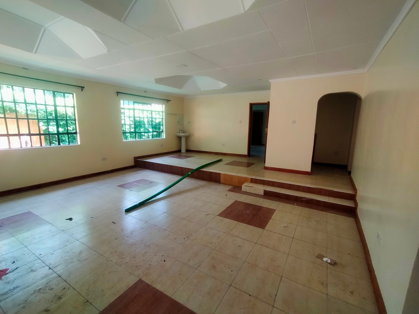 VERY AFFORDABLE 3 BEDROOM BUNGALOW + SQ TO LET IN KAREN Image