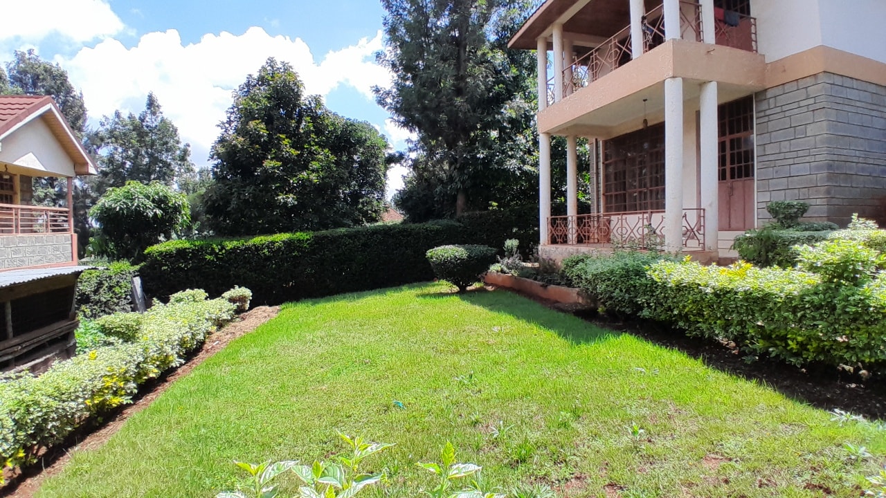 Very spacious and tranquil 3 bedroom mini- apartment to let in langata